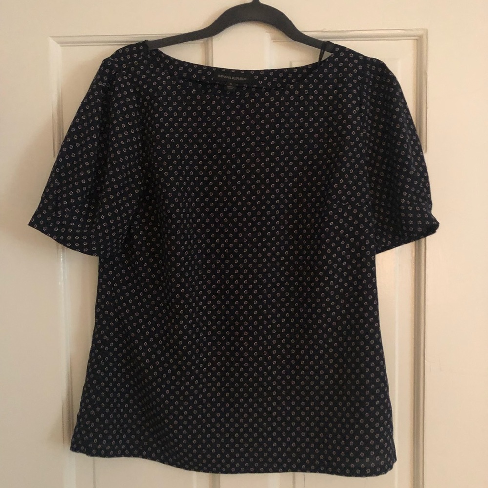 Banana republic blouse size small